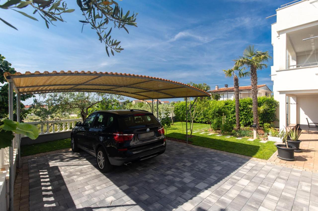 Apartments Oleander Krk Town Exterior photo